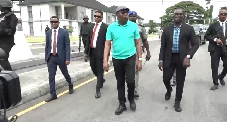 Amidst tension, Fubara visits Rivers Assembly quarters, inspects road  project - First News NG